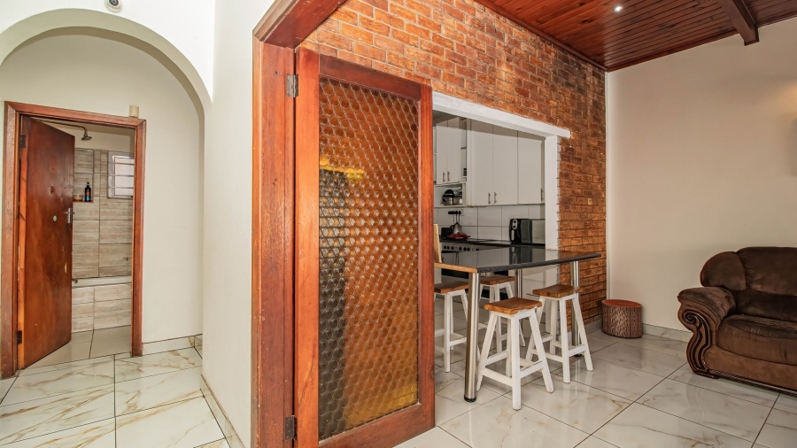 4 Bedroom Property for Sale in Wynberg Western Cape